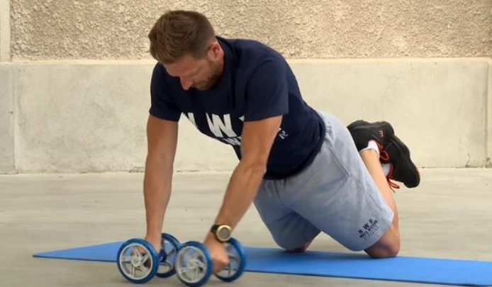 啞鈴硬舉技巧 啞鈴硬舉技巧