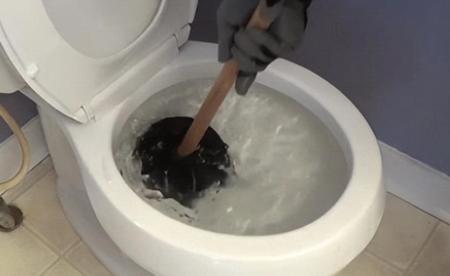 馬桶堵塞解決