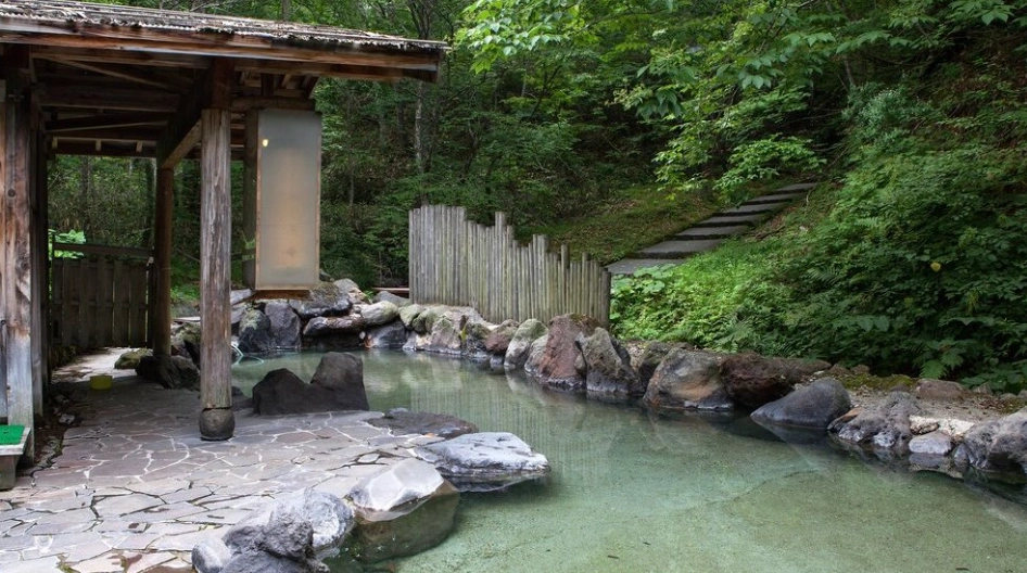 乳頭溫泉套票終極攻略：省錢秘技、行程規劃與隱藏玩法