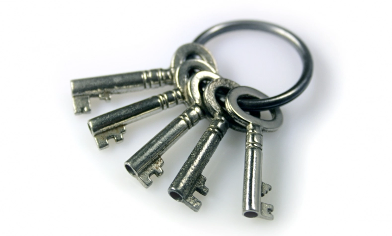 鐵櫃鑰匙不見怎麼辦？完整解決指南與實用技巧