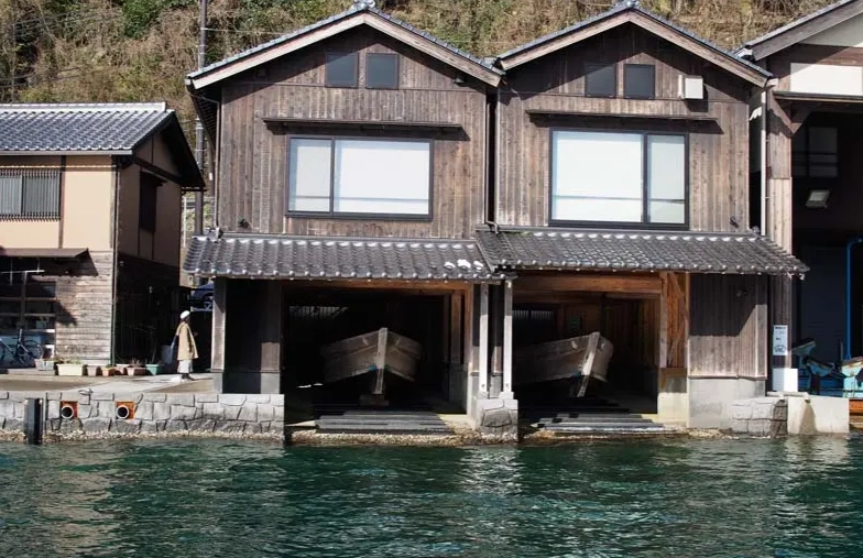 日本伊根舟屋旅遊全攻略：交通、住宿、景點深度解析