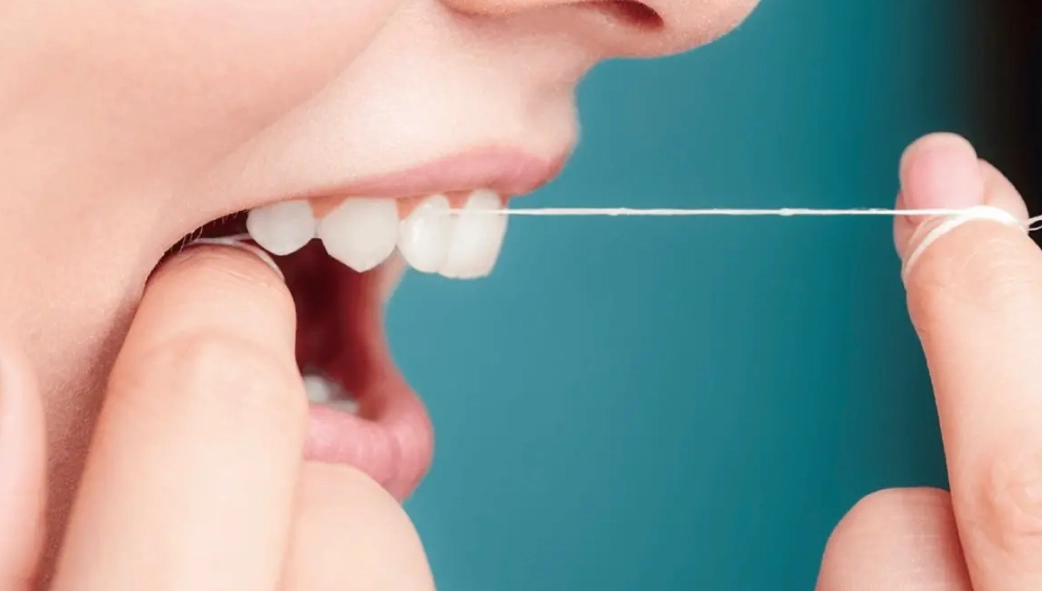 牙線新手必看：從零開始的完整教學指南，解決所有使用疑惑