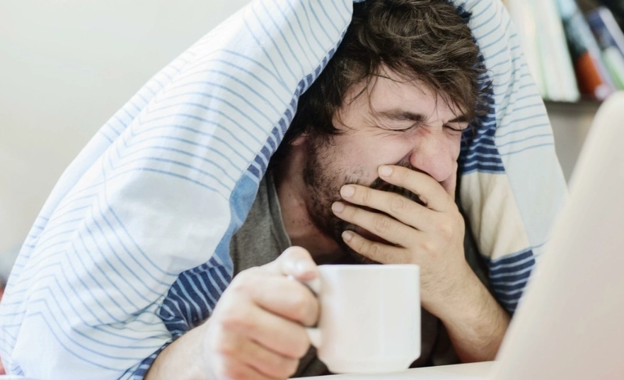 突然一直想睡覺？深入解析原因、症狀與實用改善方法