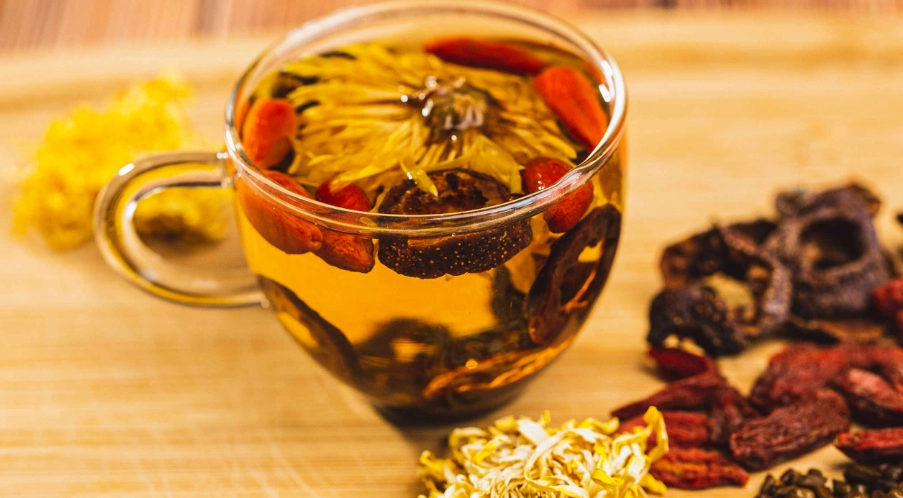 脂肪肝茶飲推薦：5款天然草本茶配方與實用指南