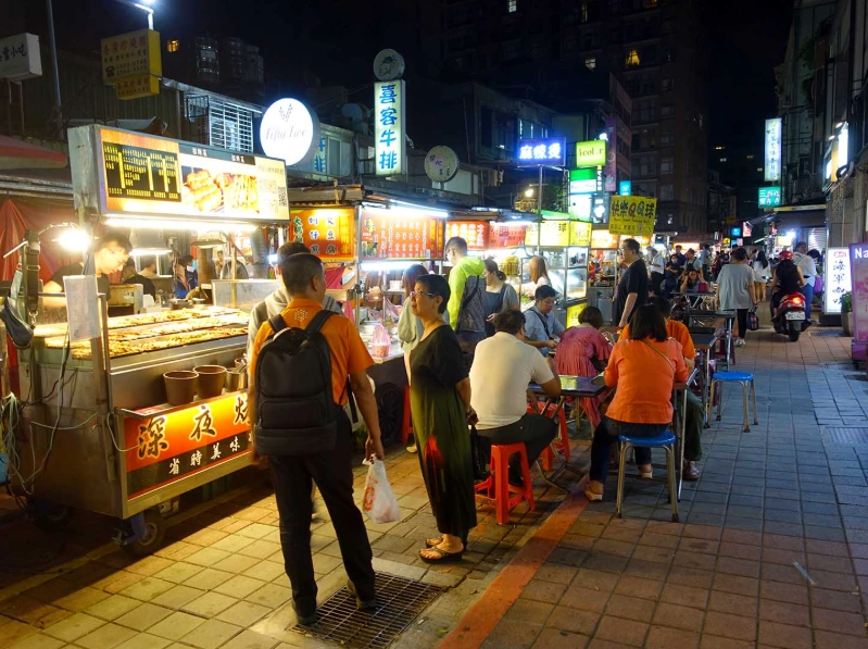 民權西路餐廳推薦：在地人私藏美食地圖與必吃清單