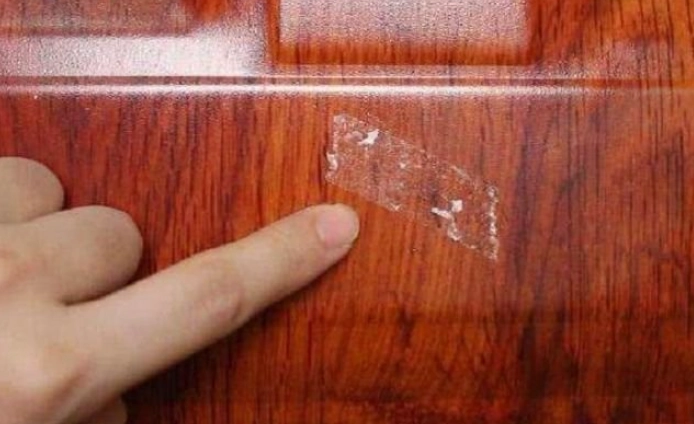 如何去除塑膠上的殘膠