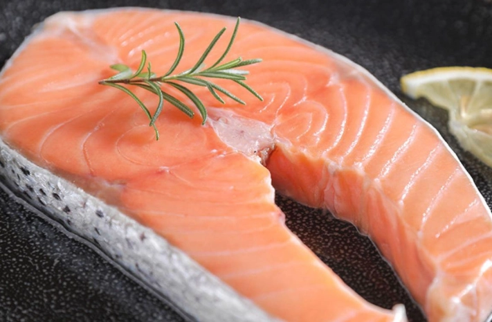 急凍三文魚要洗嗎