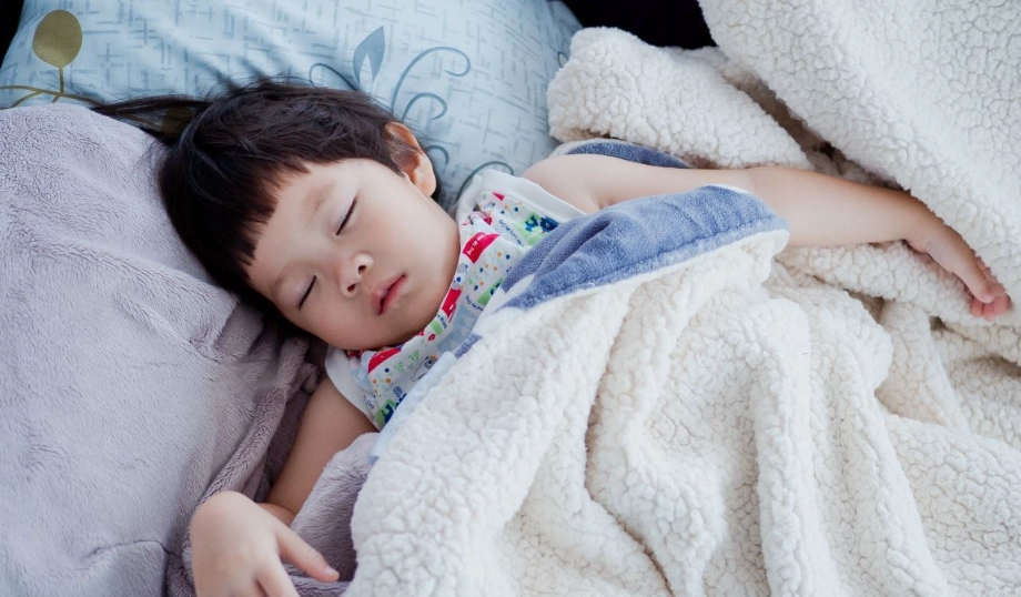 小朋友睡覺磨牙原因解析：10個家長必須知道的真相與解決方案