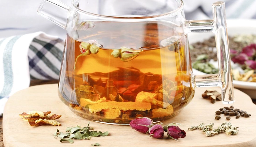 中醫養肝全攻略：從飲食到穴位的實用指南，熬夜族必看