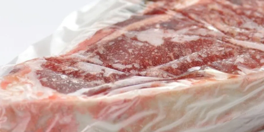 冷凍肉退冰要多久？完整時間表與專家避坑指南