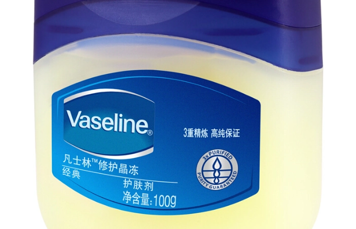凡士林去斑方法