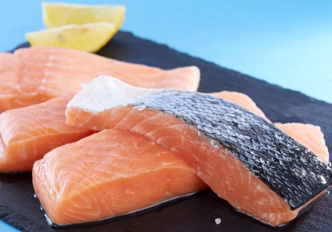 急凍三文魚魚鱗