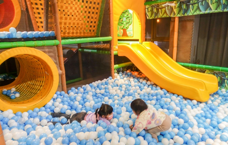 竹北室內遊樂場