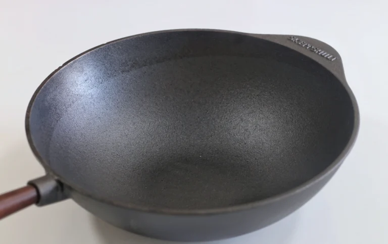 鑄鐵鍋生鏽可以用嗎