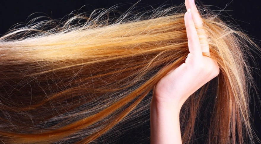 天生頭髮幼怎麼辦？細軟髮質護理全攻略，專家教你改善扁塌髮